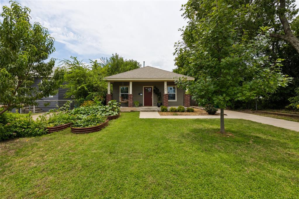 720 NE 30th Street
