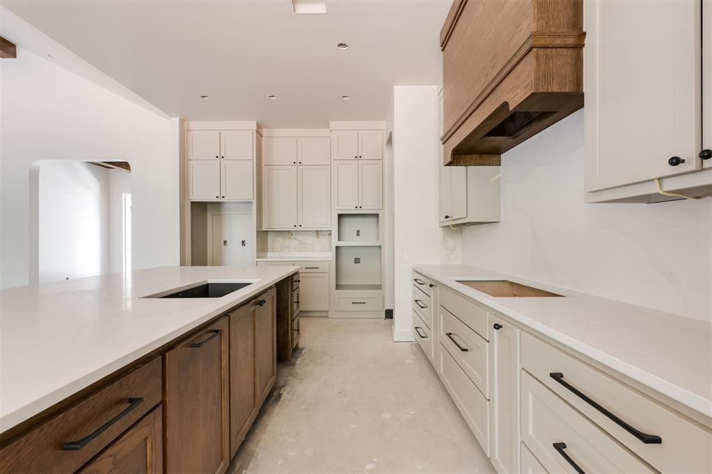12775 Hidden Trail
