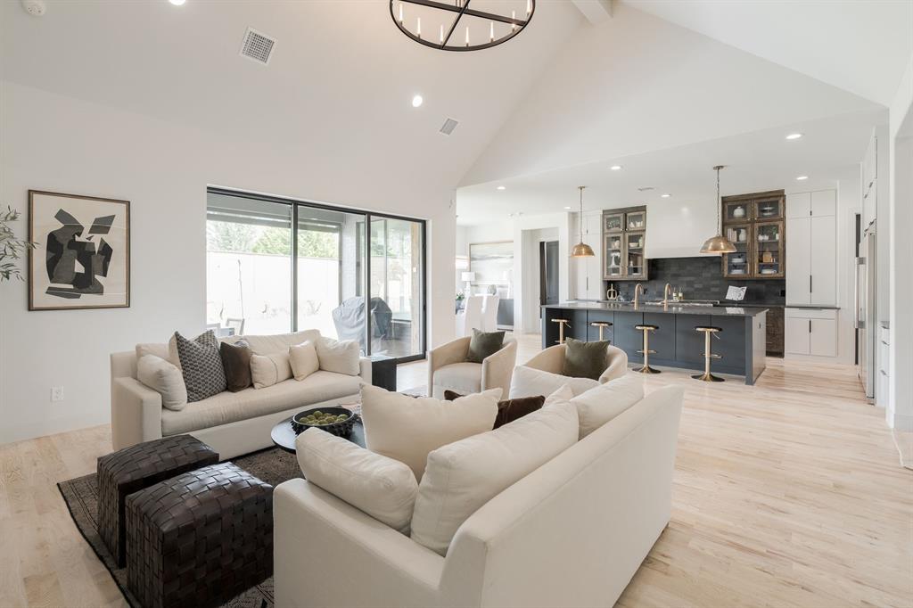 391 Old Creek