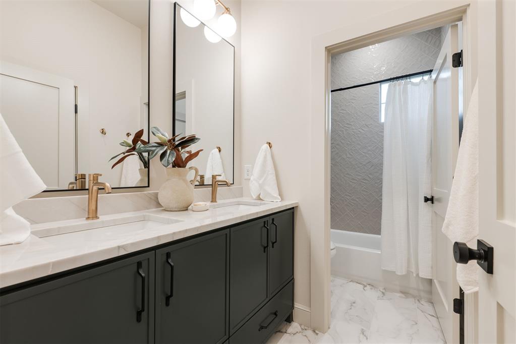 12775 Hidden Trail