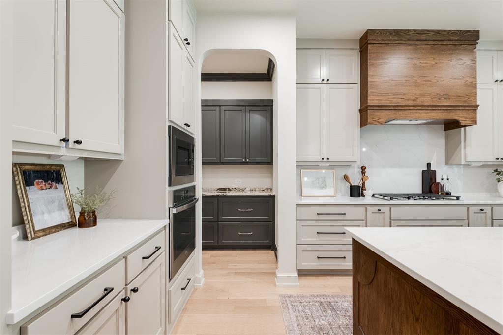 12775 Hidden Trail