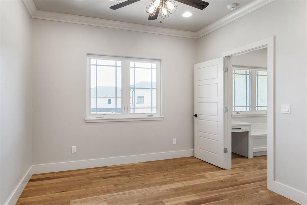 923 NW 43rd