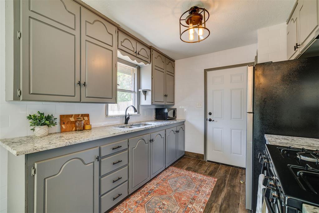 3008 NW 48th Street