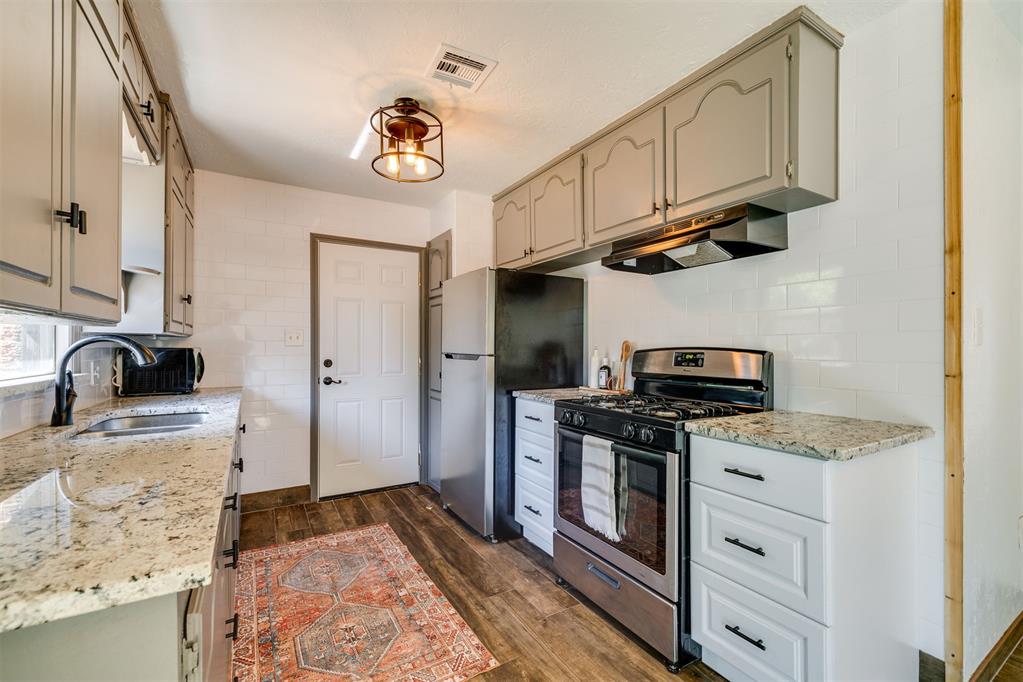 3008 NW 48th Street