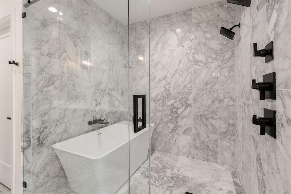 1127 NW 56th Street Unit: B