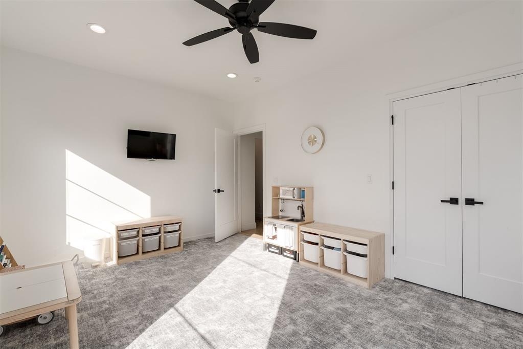 1127 NW 56th Street Unit: B