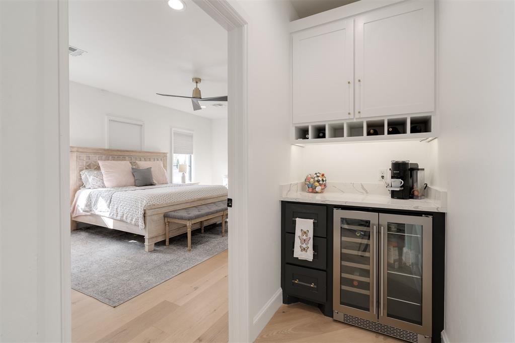 1127 NW 56th Street Unit: B