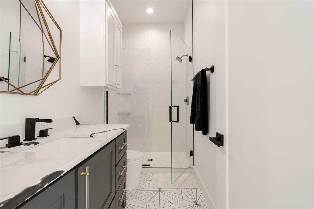 1127 NW 56th Street Unit: B