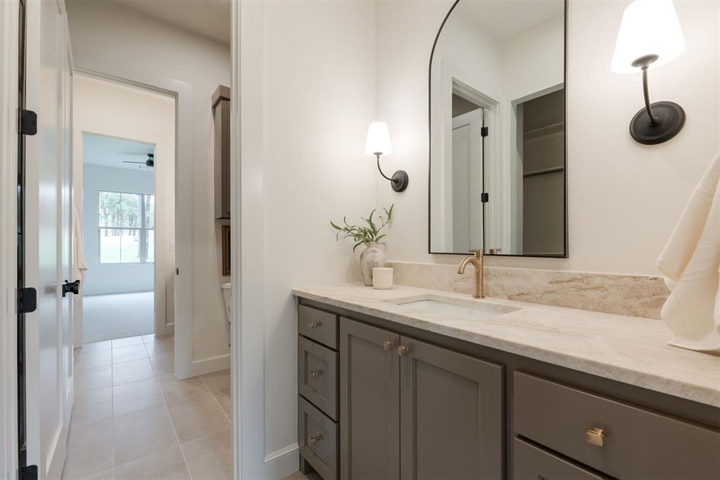 12801 Hidden Trail