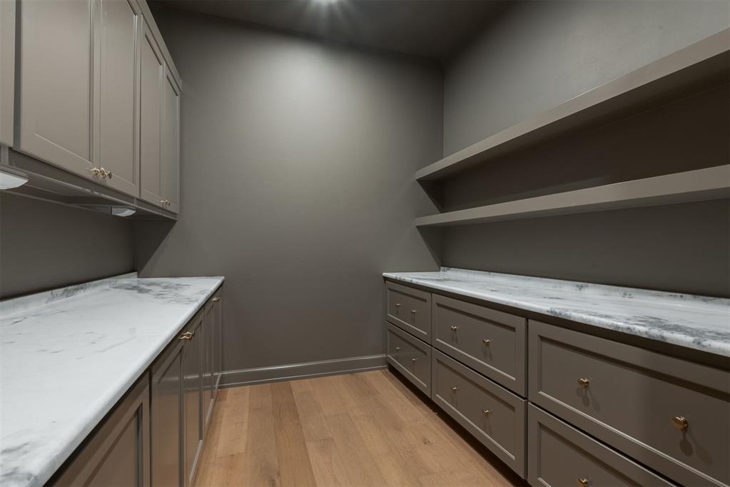 12801 Hidden Trail
