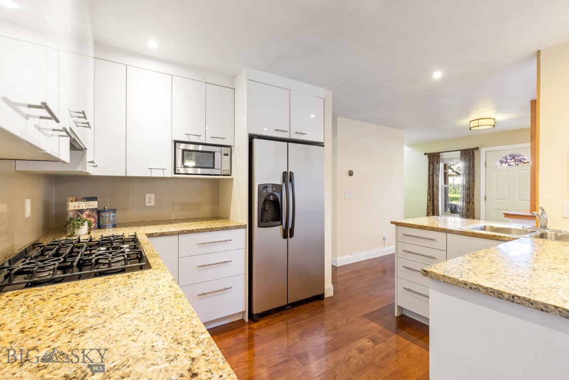 914 N 15th Avenue