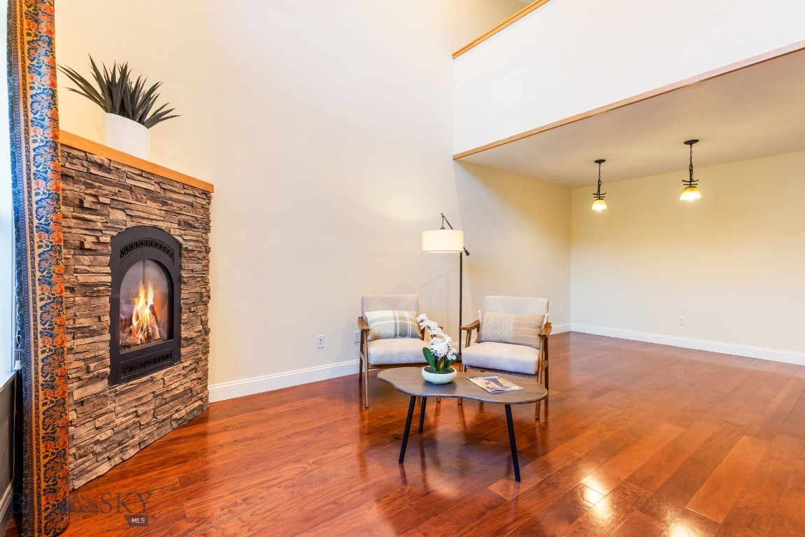 914 N 15th Avenue