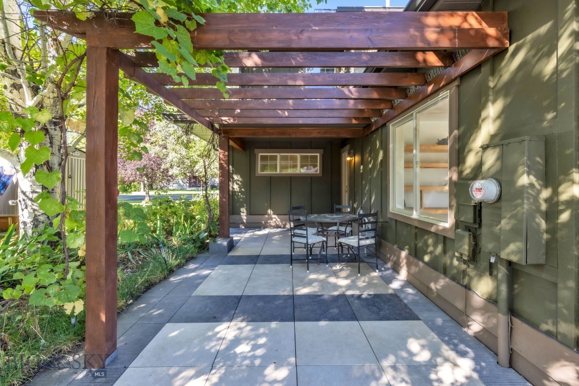 914 N 15th Avenue