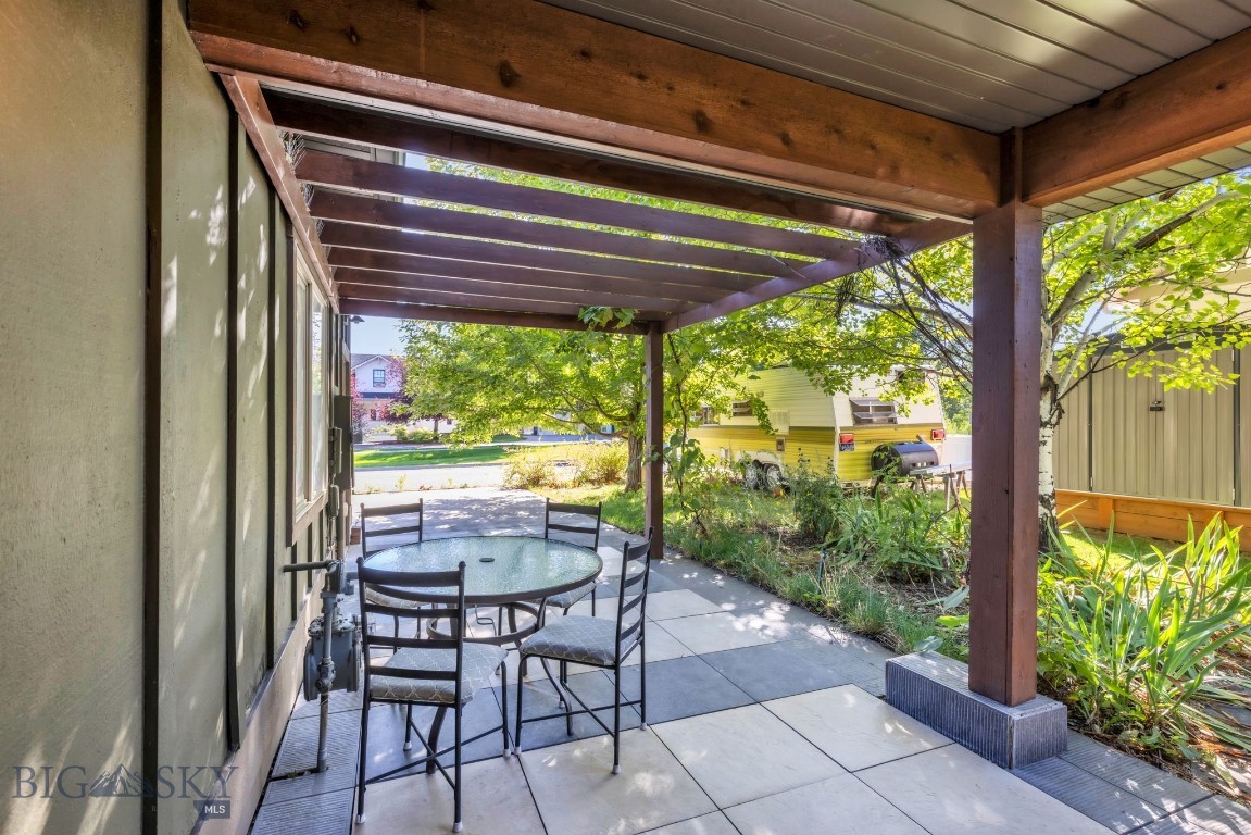914 N 15th Avenue