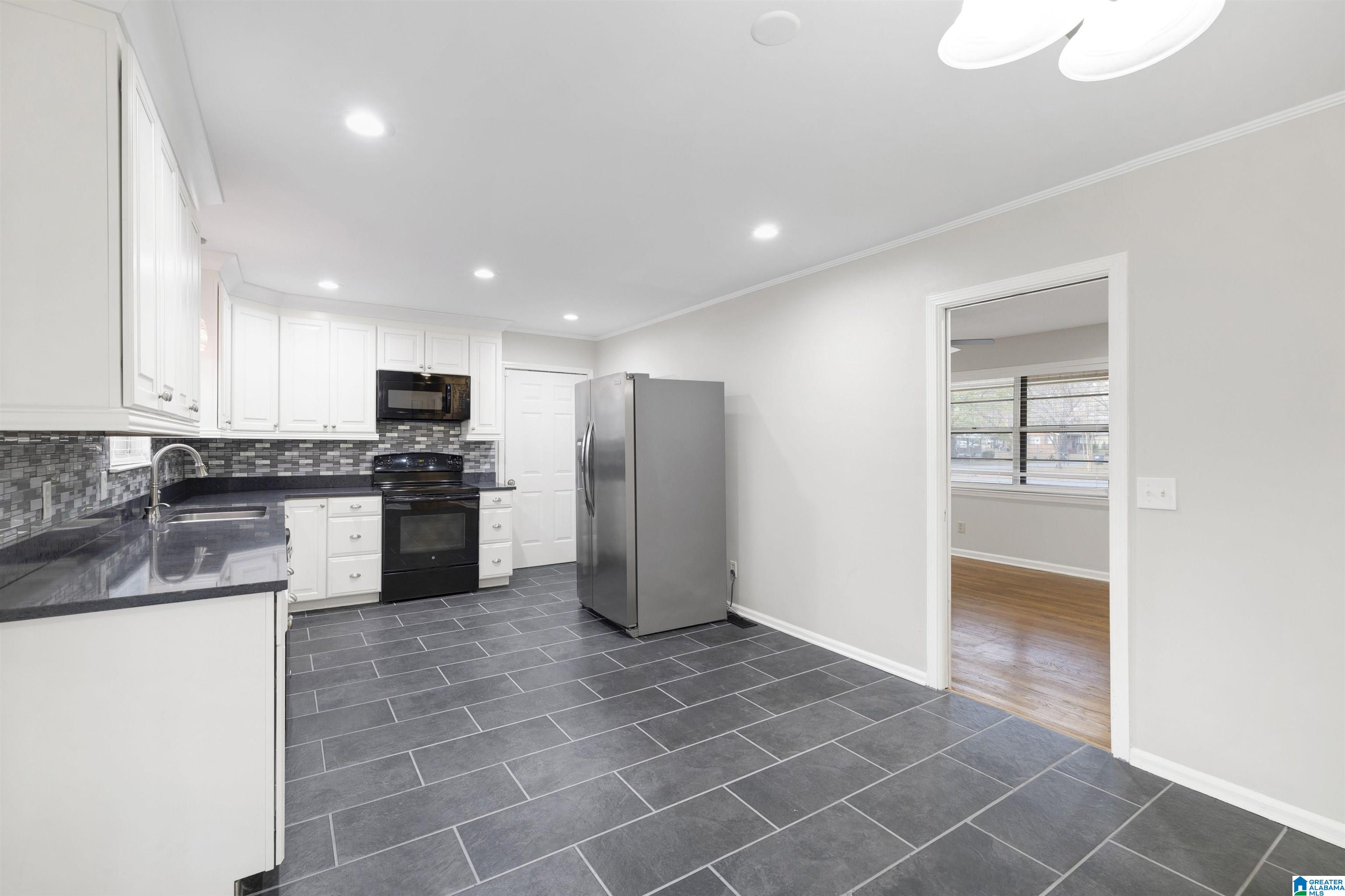 205 GARDENDALE DRIVE