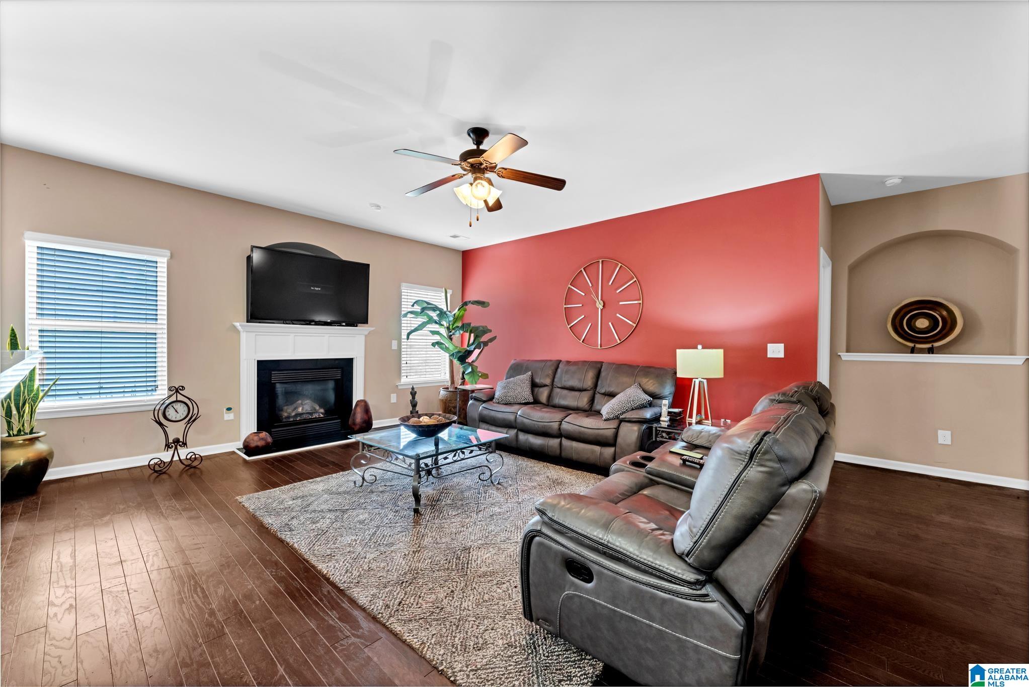 4615 BROOKSHIRE LOOP