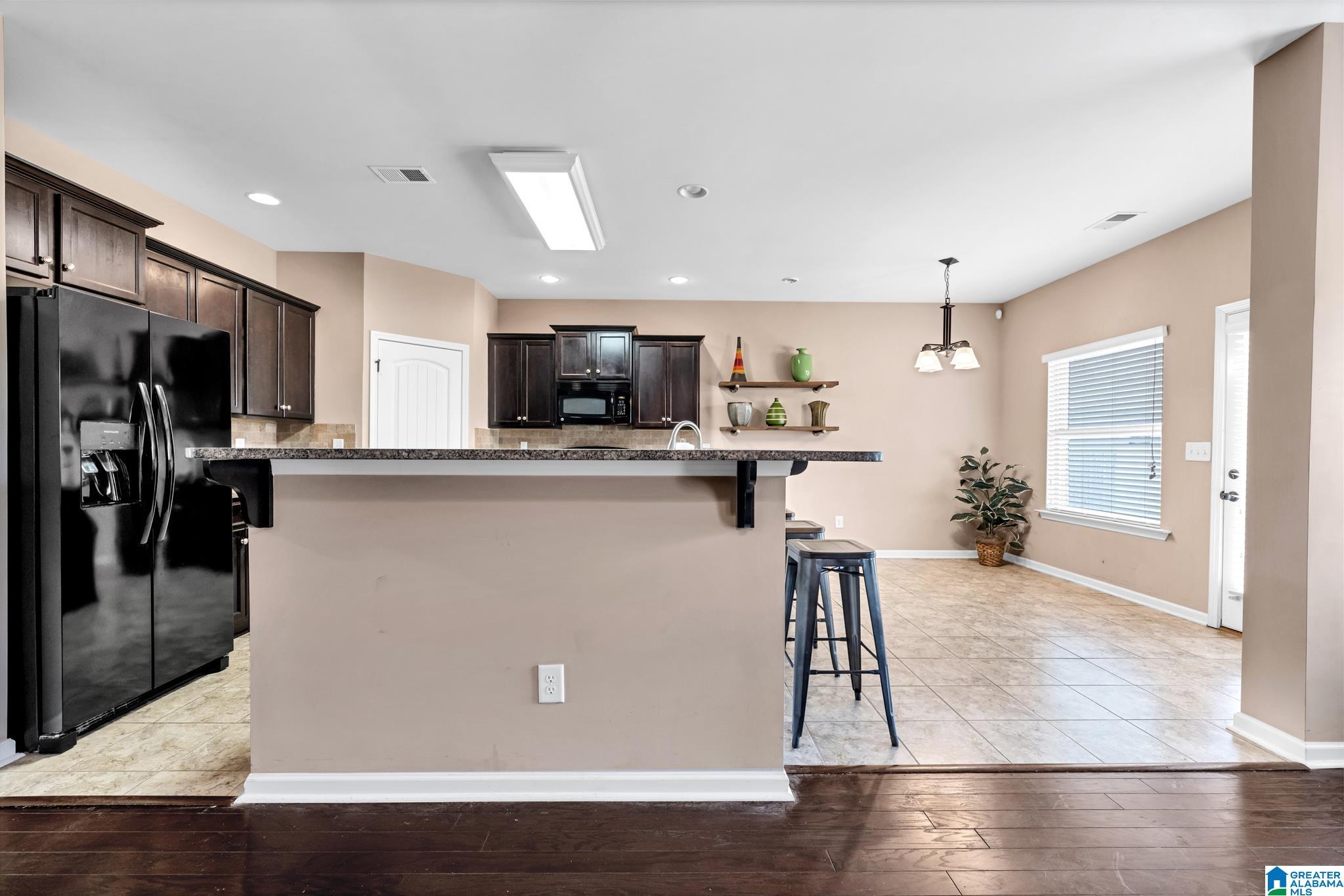 4615 BROOKSHIRE LOOP