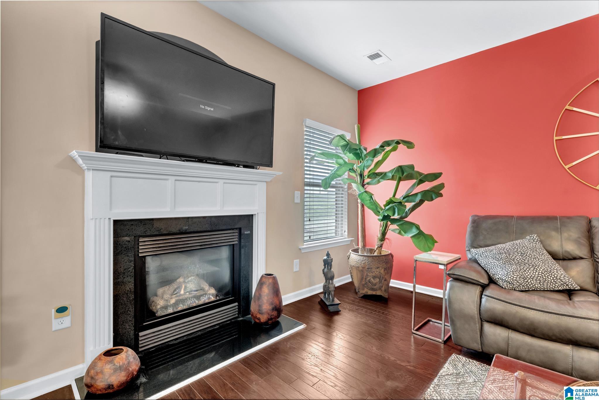 4615 BROOKSHIRE LOOP