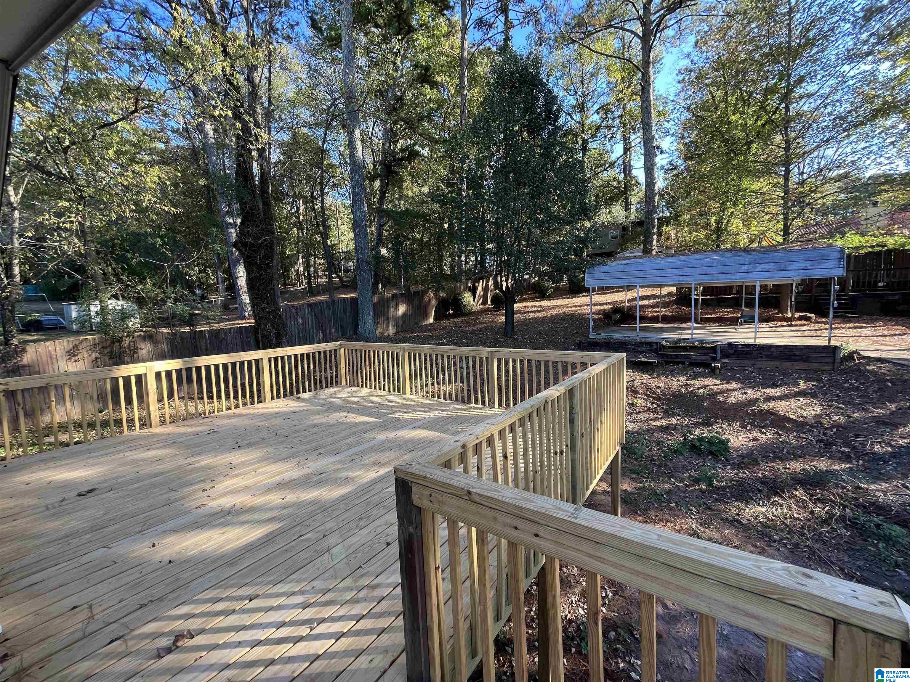 1829 PEBBLE LAKE DRIVE