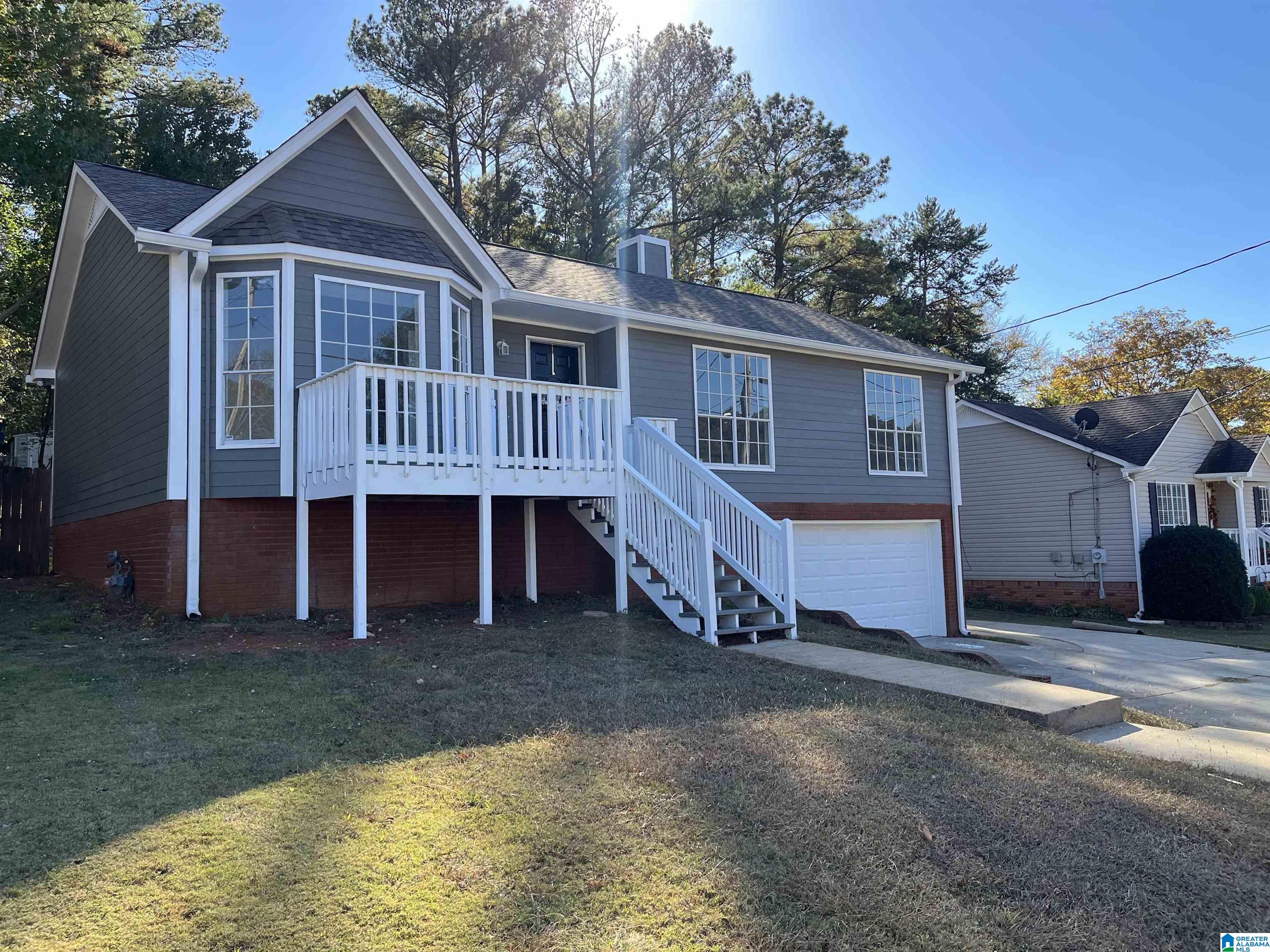 1829 PEBBLE LAKE DRIVE