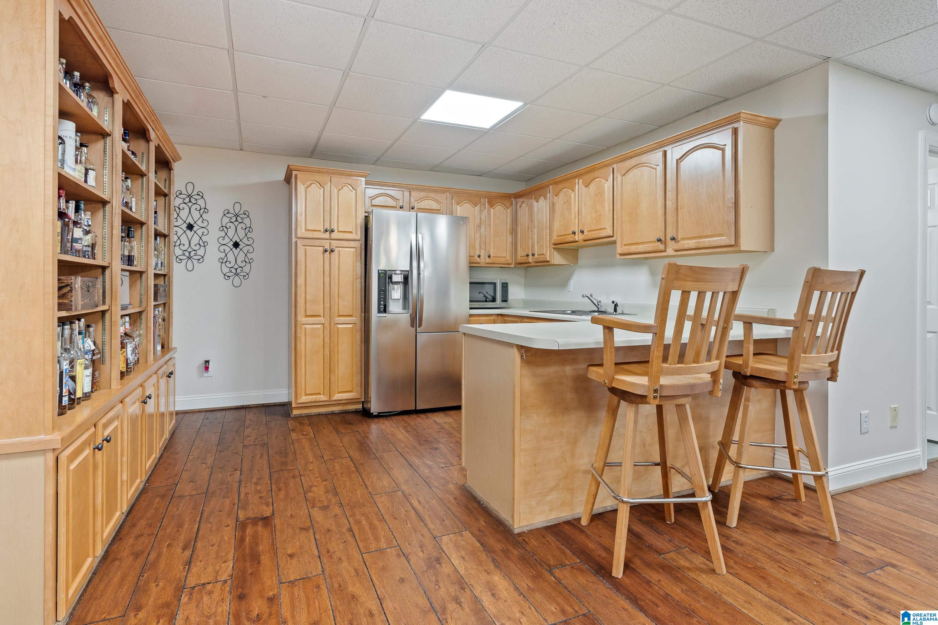 371 GREYSTONE GLEN CIRCLE