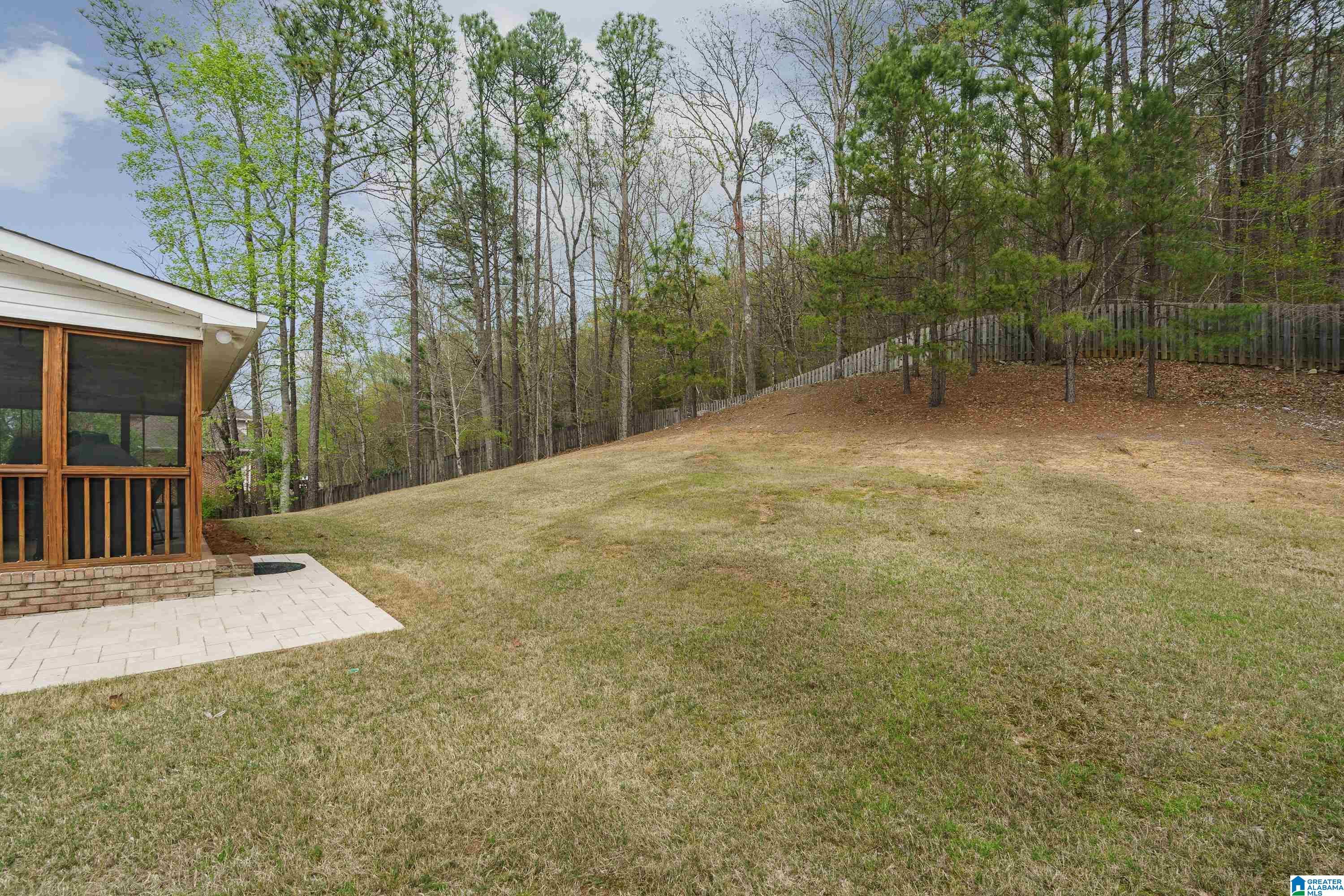 371 GREYSTONE GLEN CIRCLE