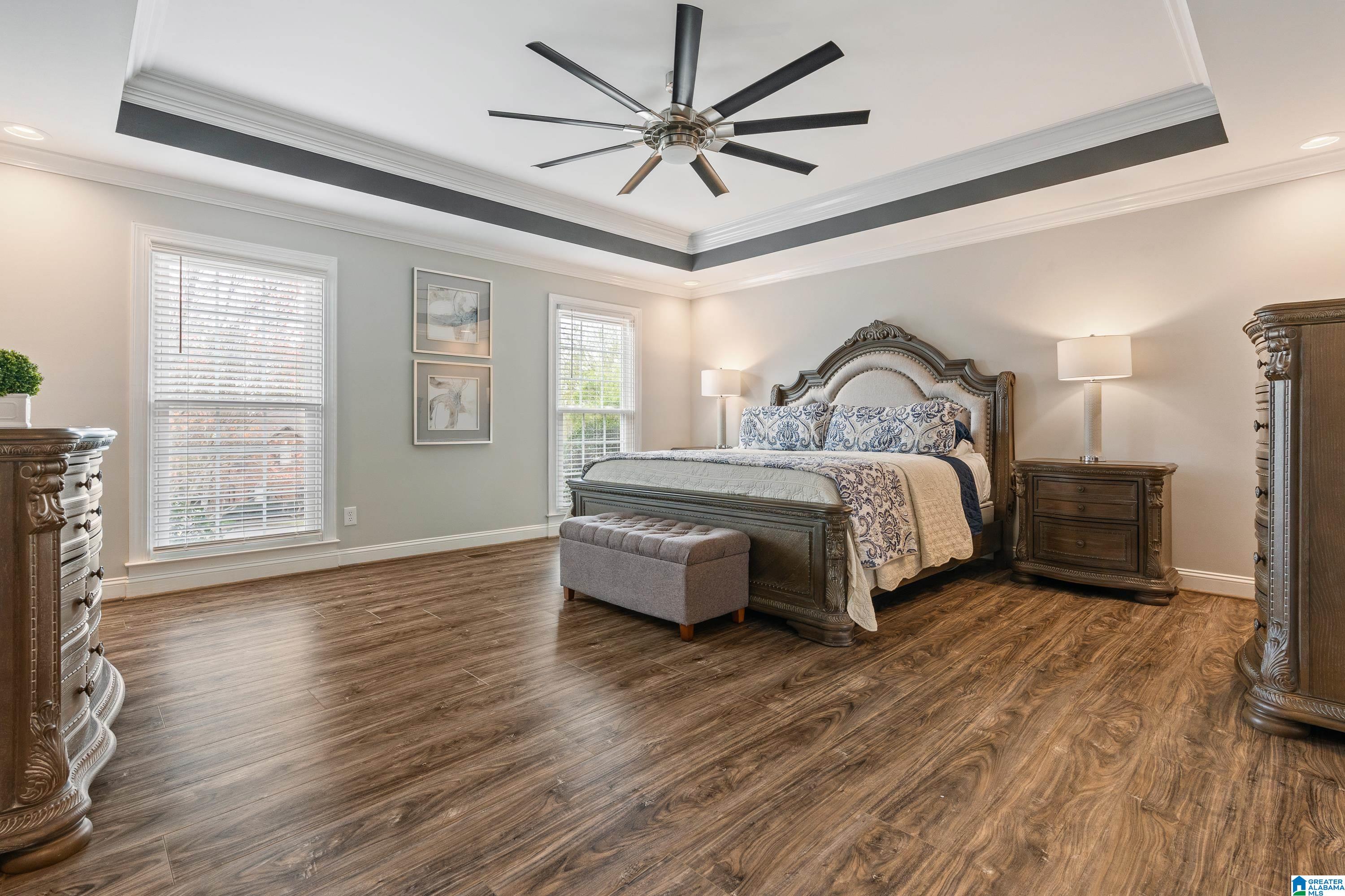 371 GREYSTONE GLEN CIRCLE