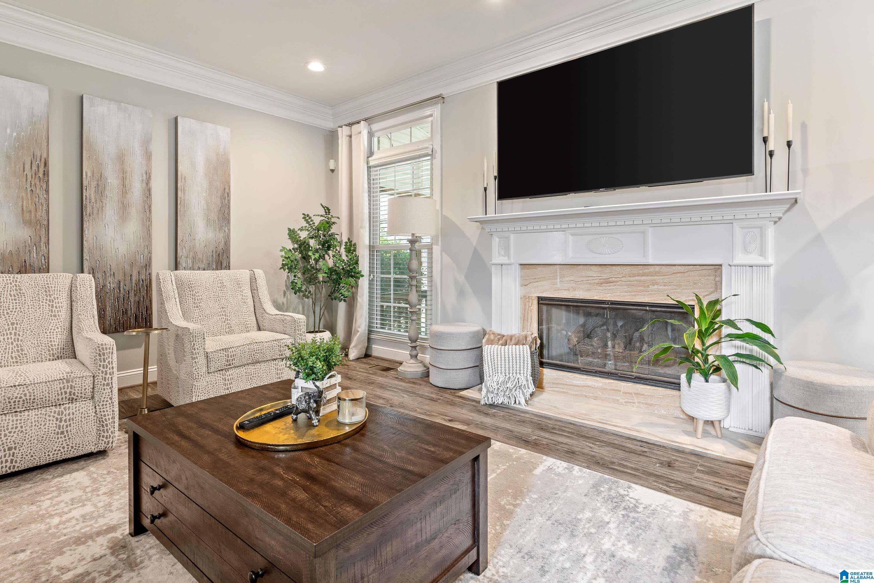 371 GREYSTONE GLEN CIRCLE