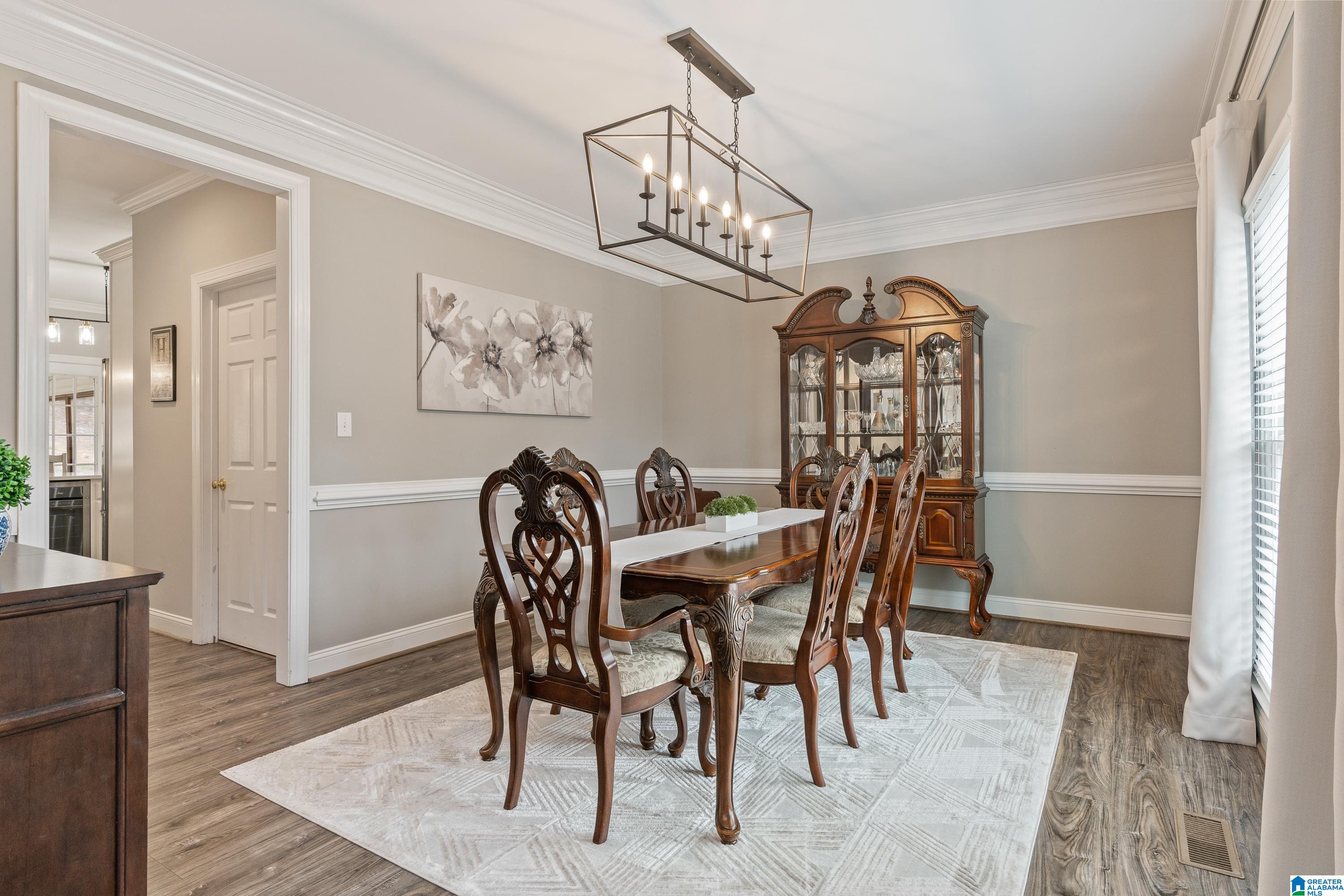 371 GREYSTONE GLEN CIRCLE