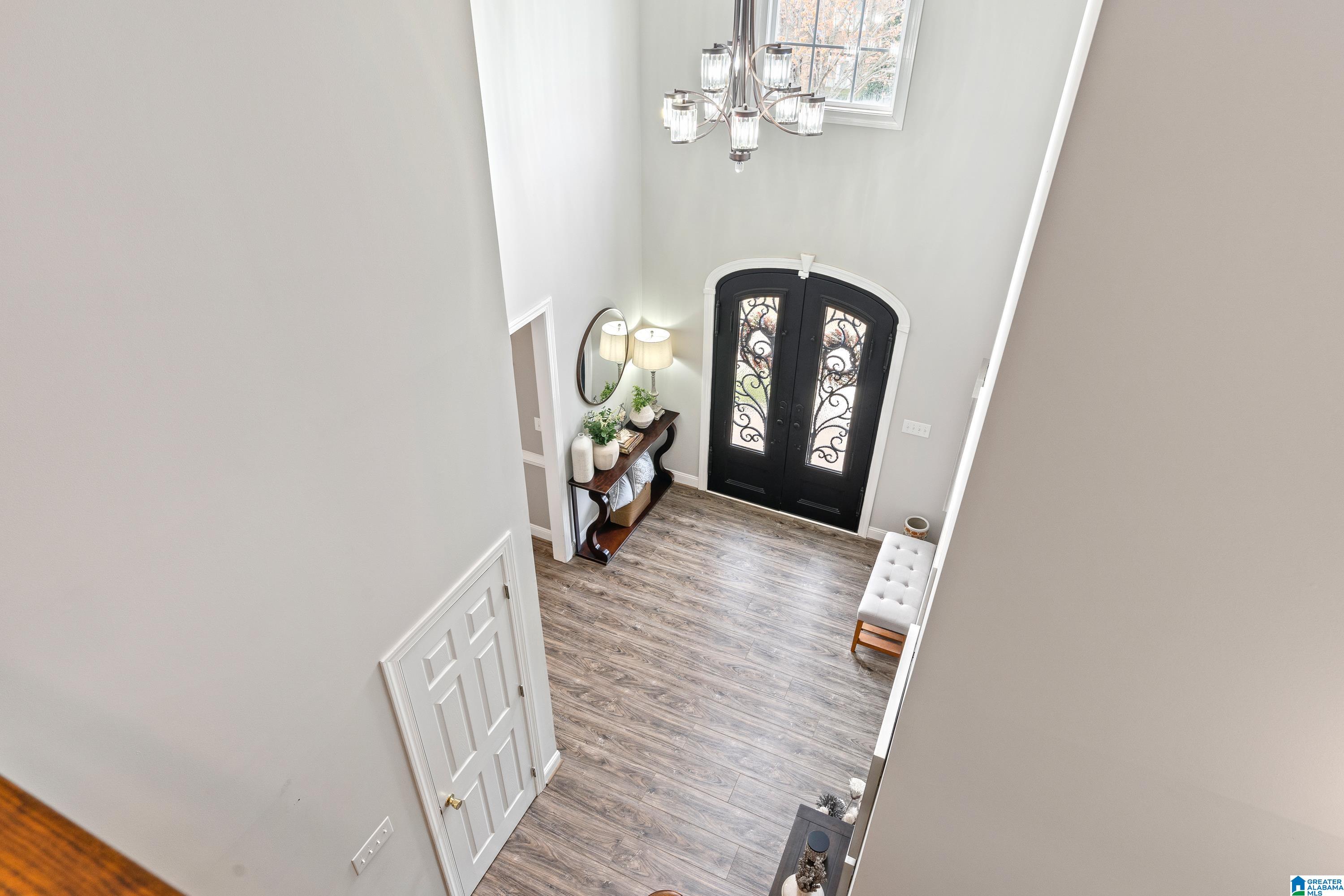 371 GREYSTONE GLEN CIRCLE