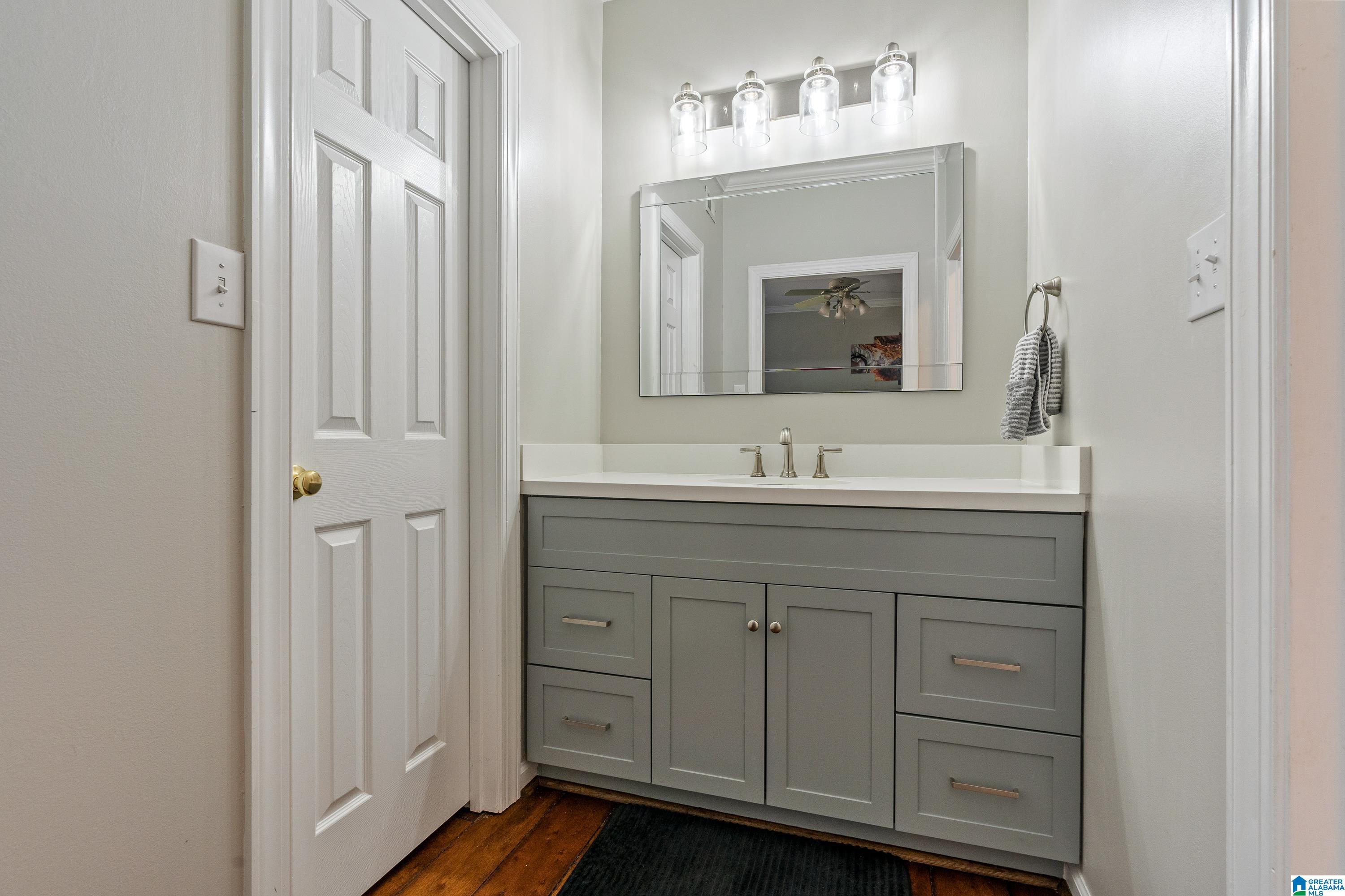 371 GREYSTONE GLEN CIRCLE