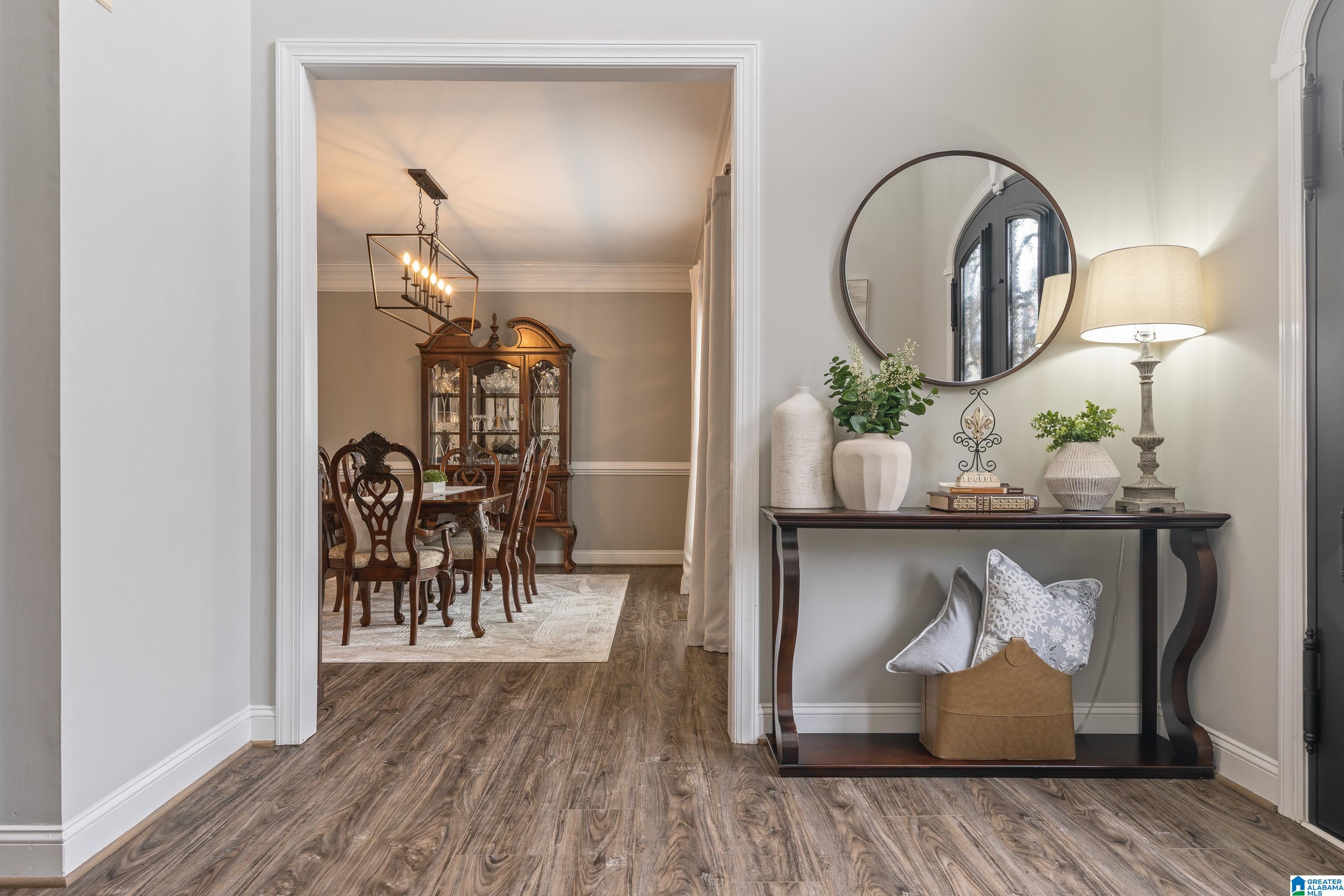 371 GREYSTONE GLEN CIRCLE