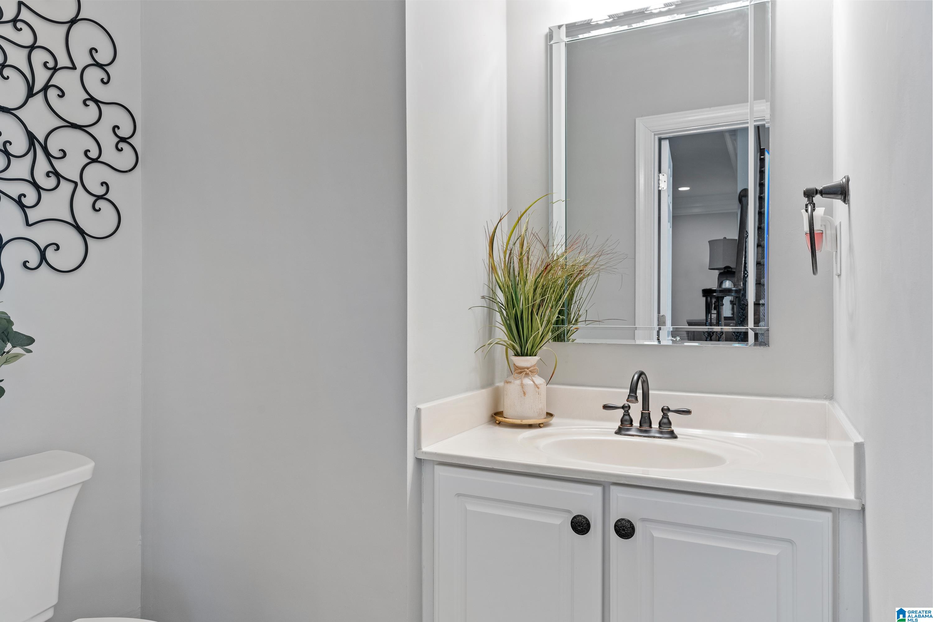 371 GREYSTONE GLEN CIRCLE