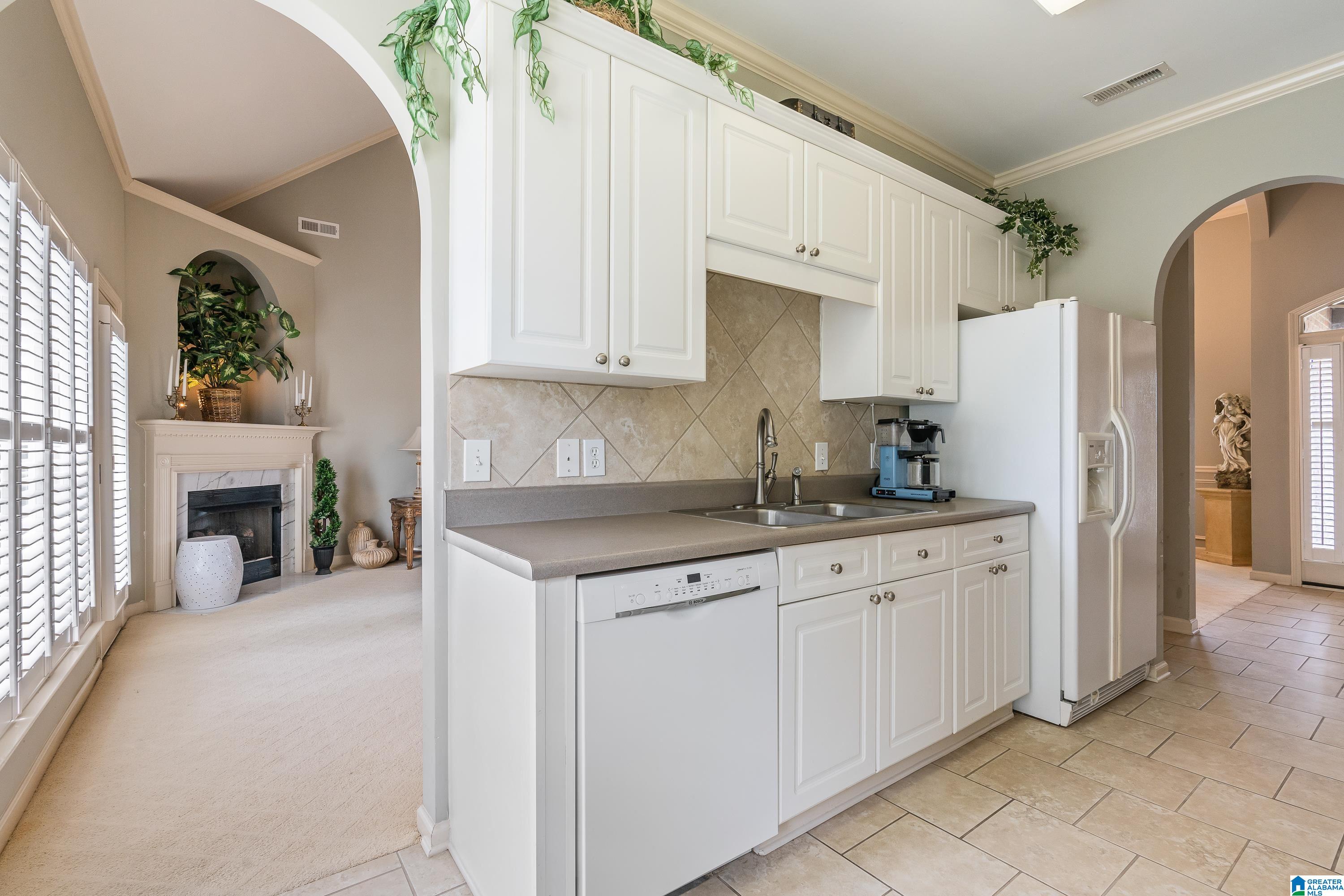 371 WATERFORD COVE TRAIL