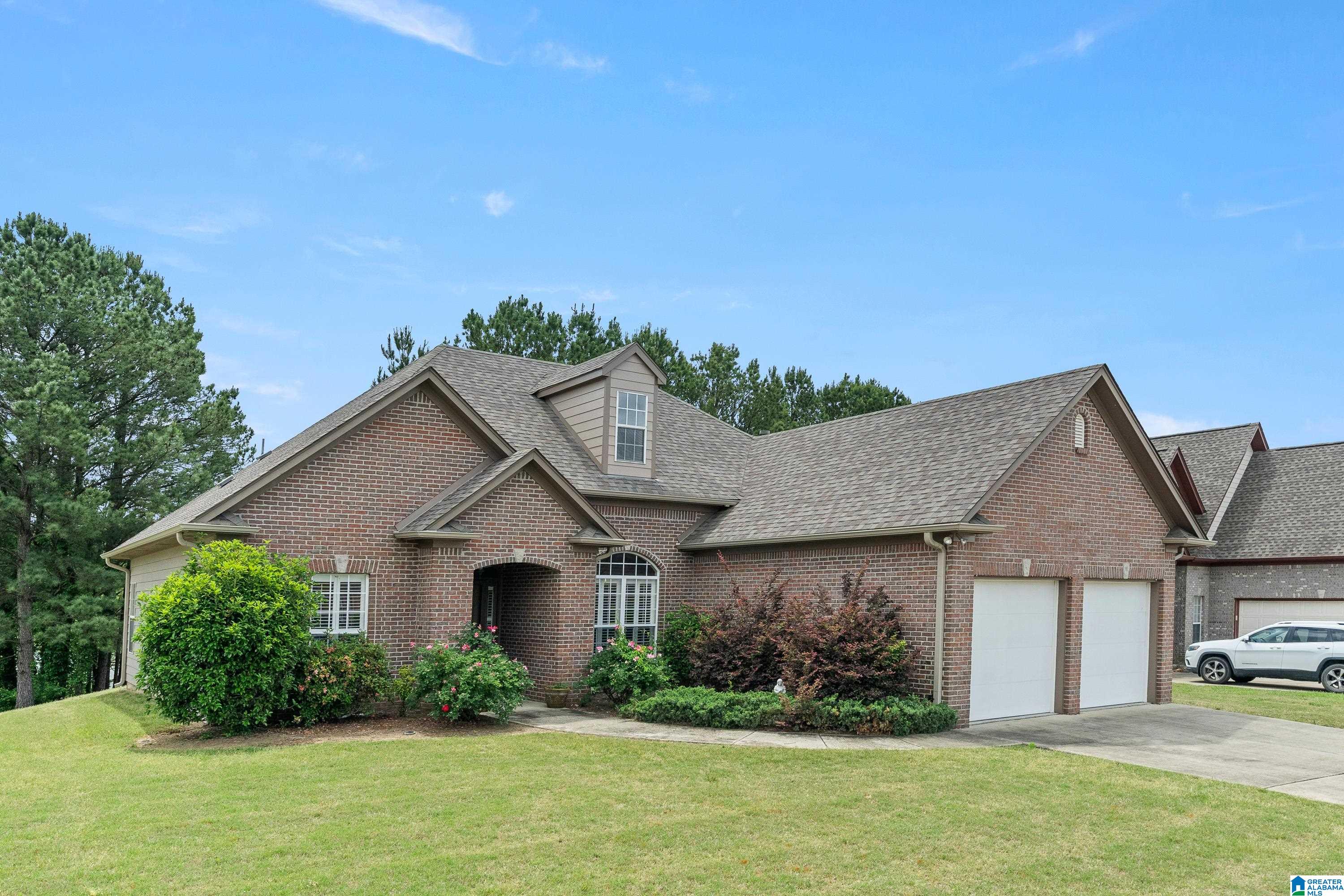 371 WATERFORD COVE TRAIL