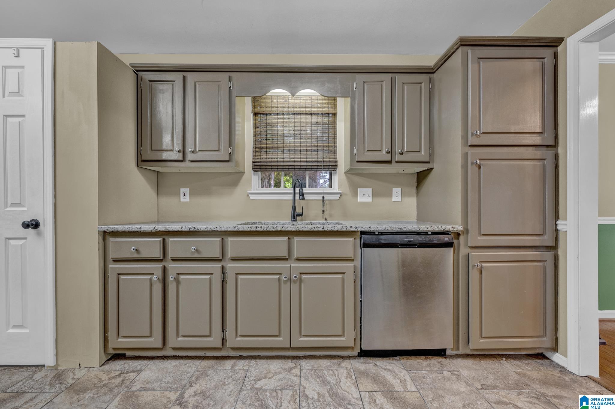 104 FOREST HILLS TERRACE