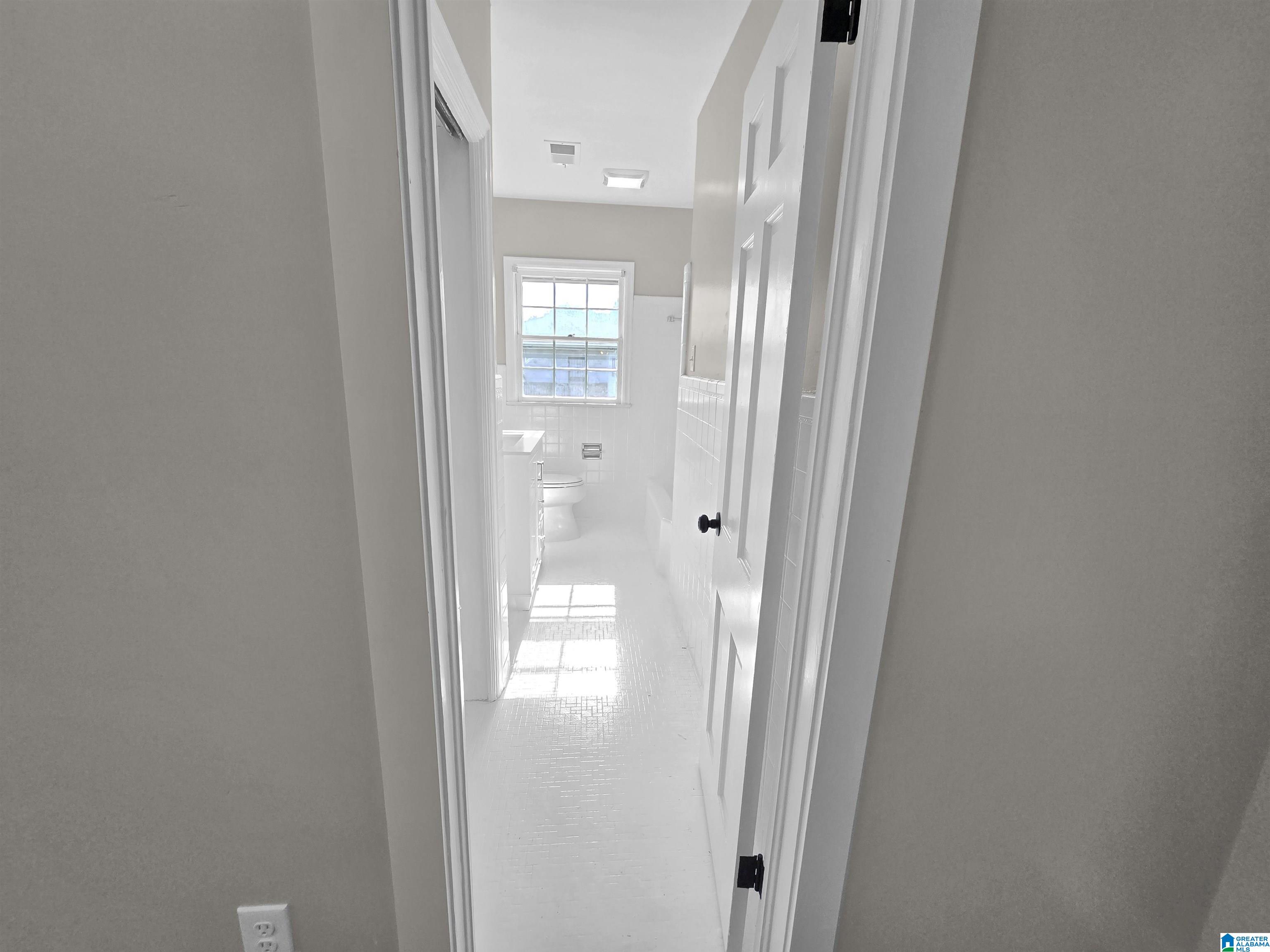 1508 CHAUCER STREET