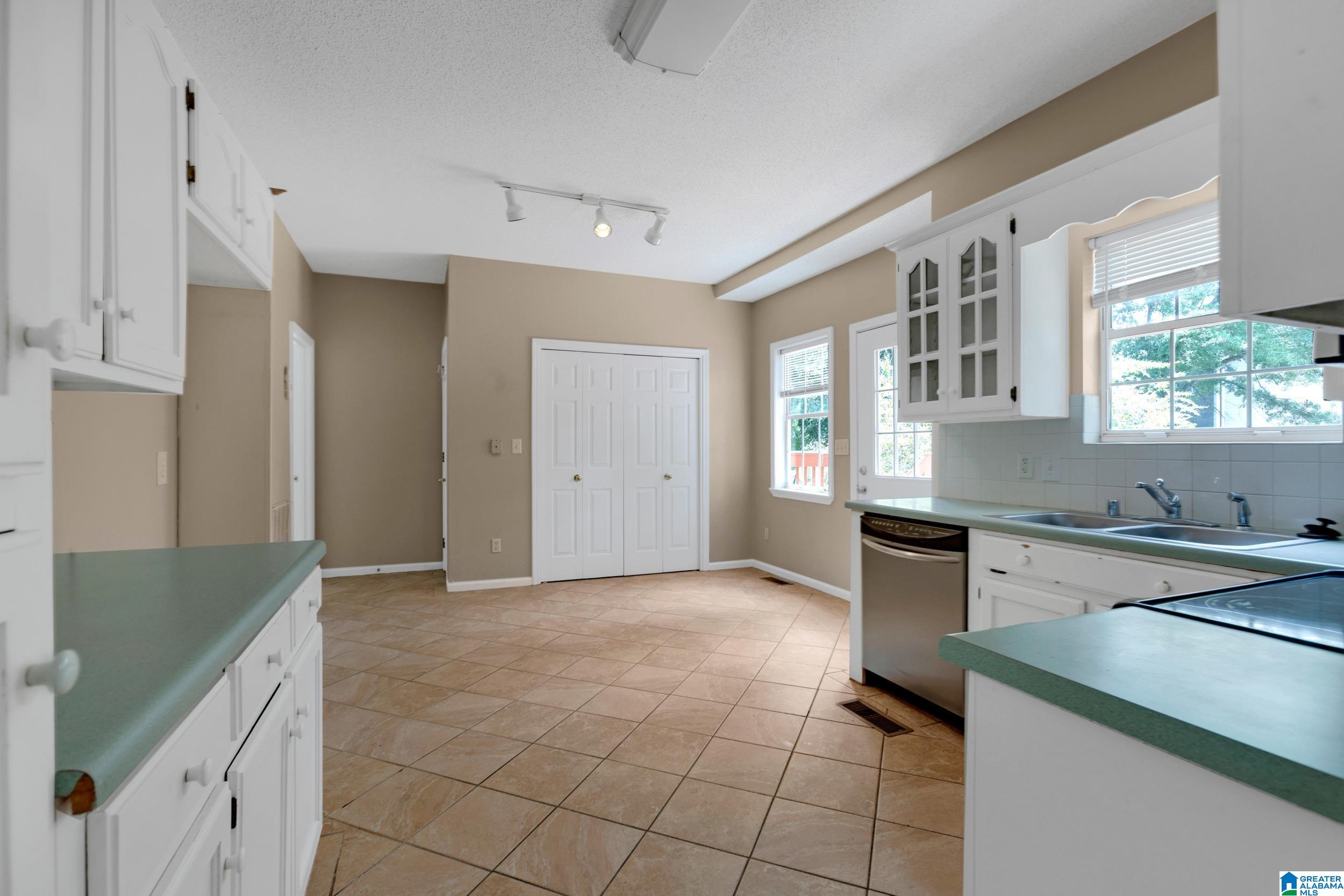 113 CAMBRIDGE TERRACE