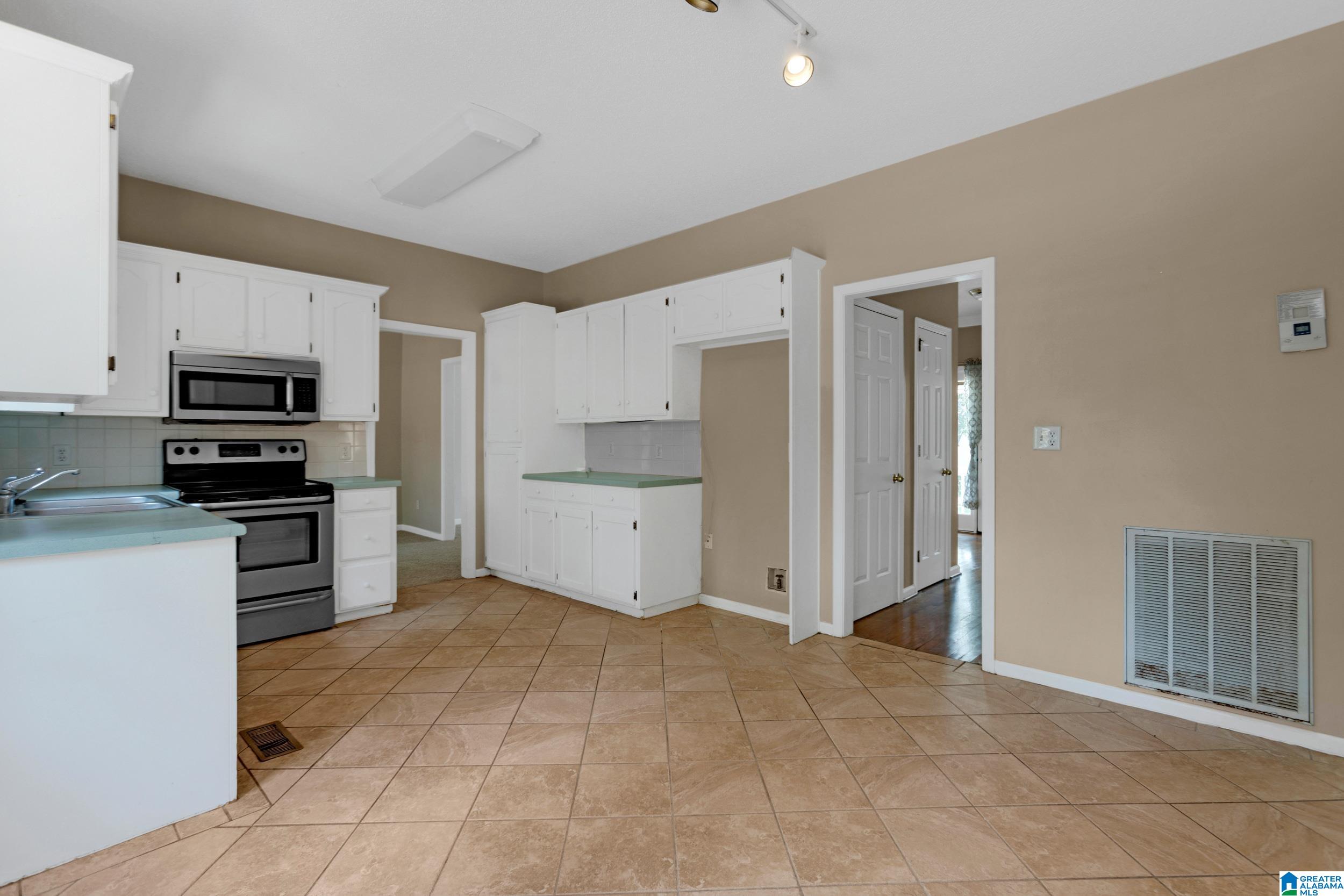 113 CAMBRIDGE TERRACE