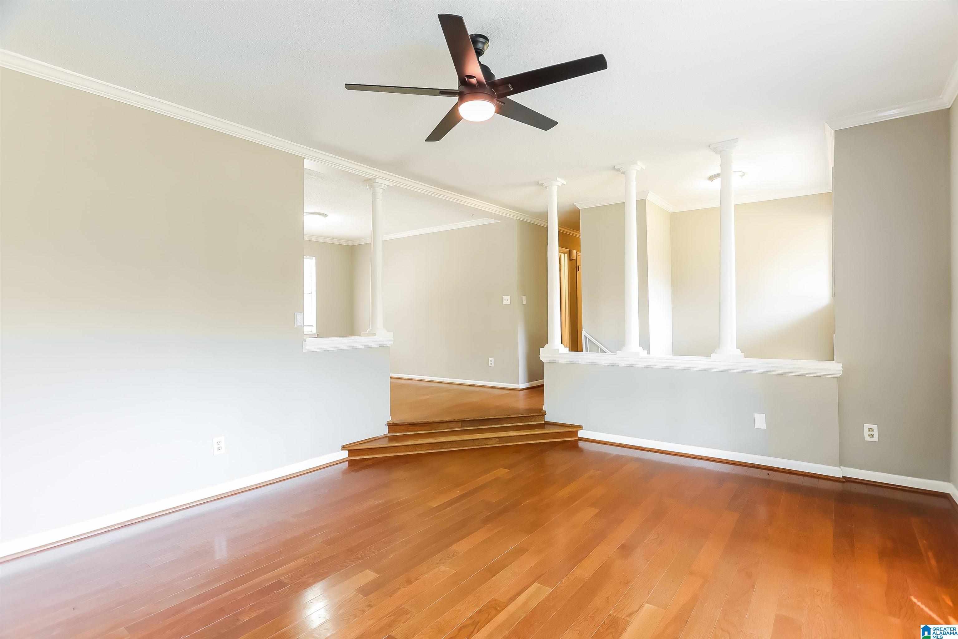 2048 WHITE POST ROAD