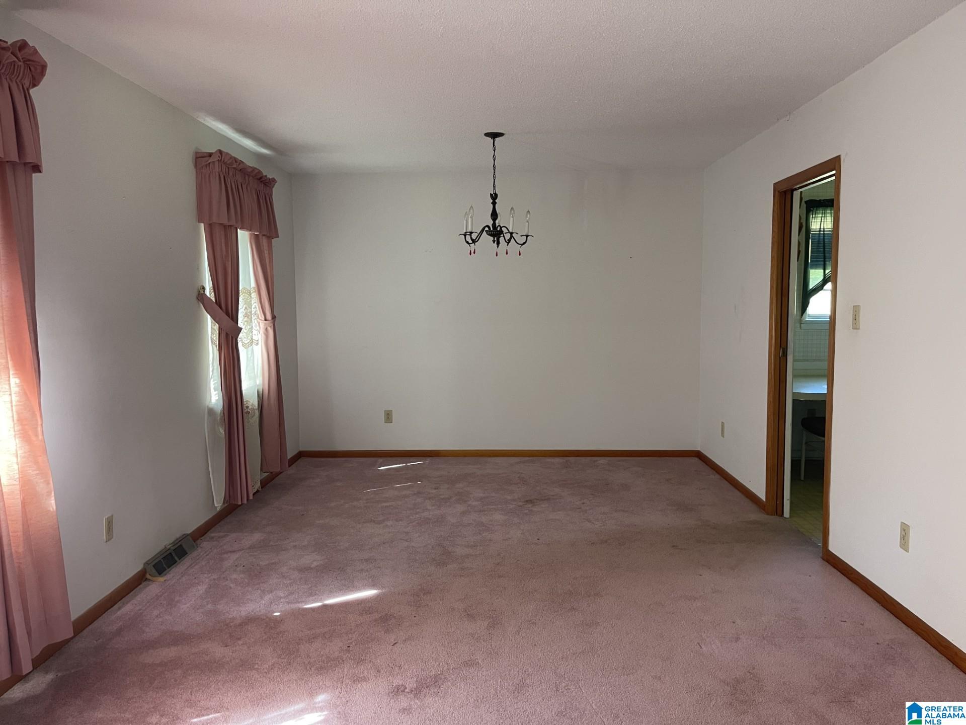4404 PINE DRIVE