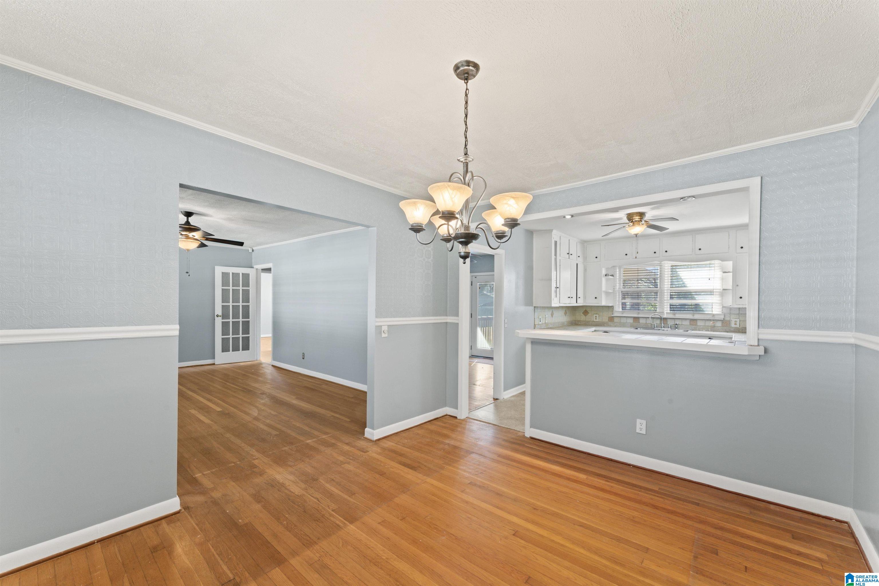1005 11TH STREET