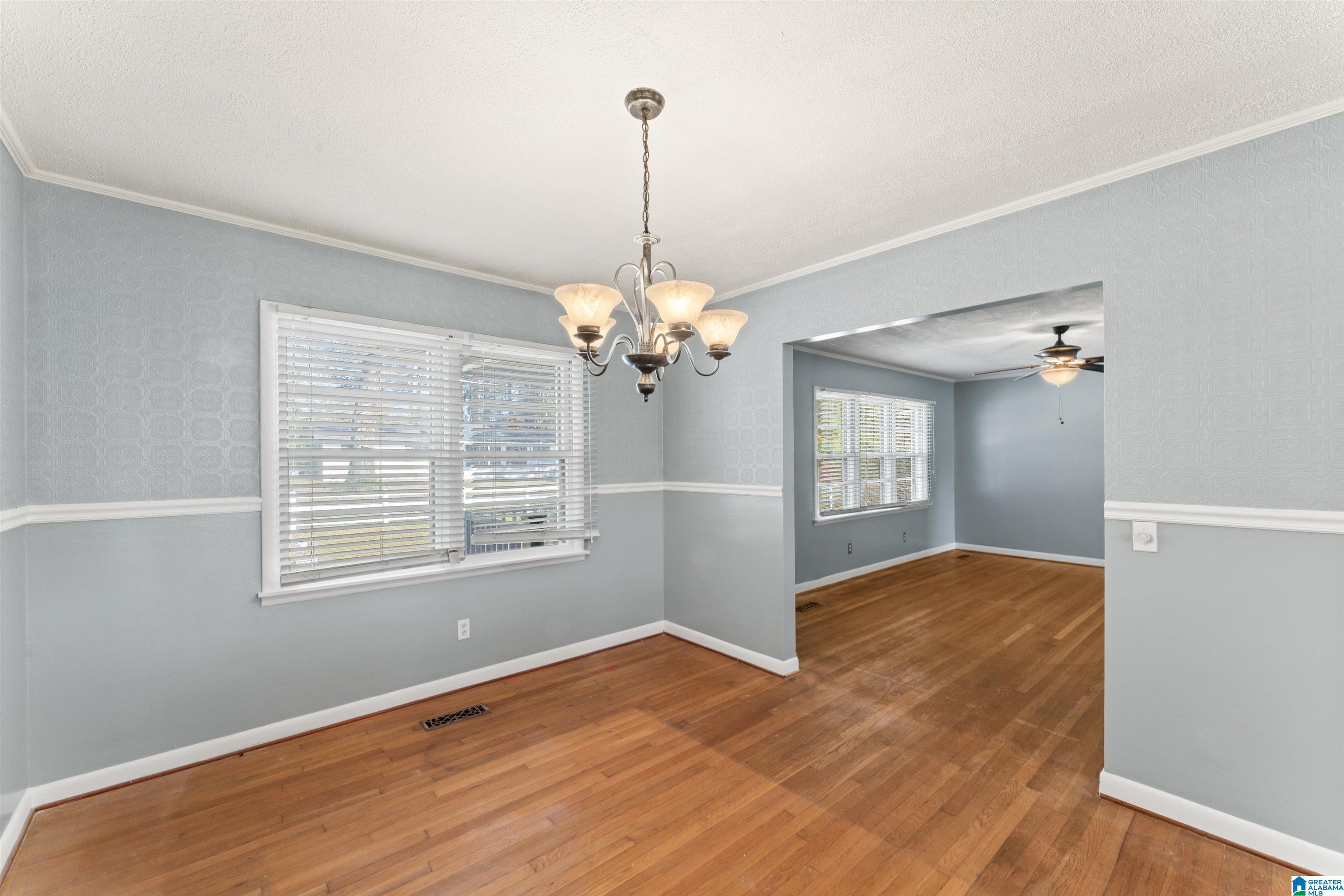 1005 11TH STREET