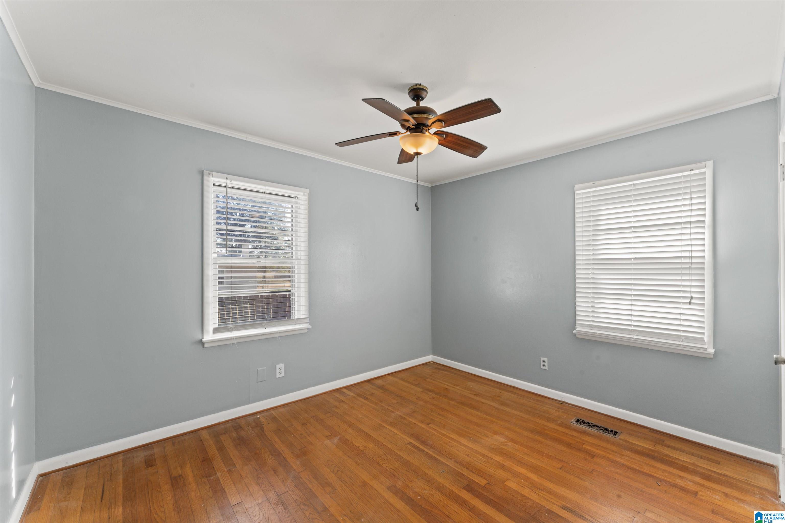1005 11TH STREET