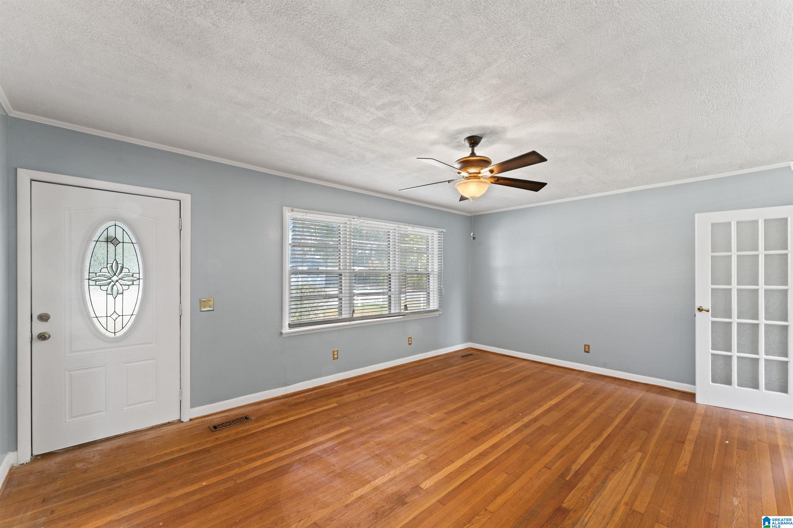 1005 11TH STREET