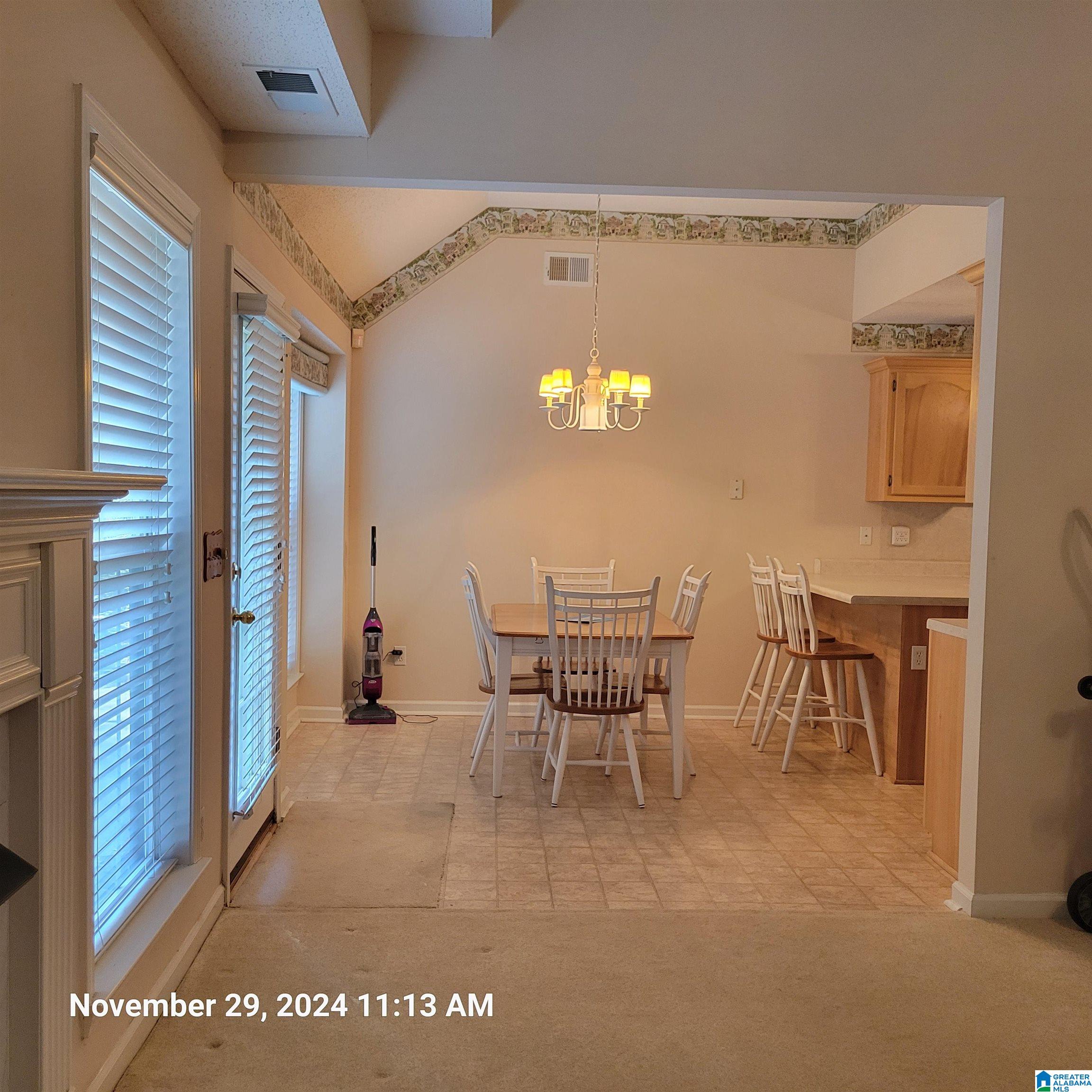 1520 TEA ROSE CIRCLE