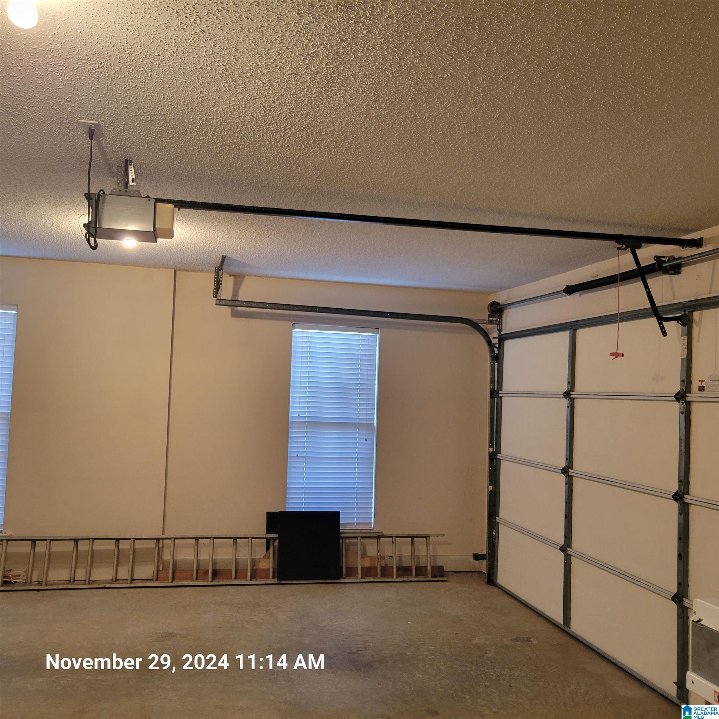 1520 TEA ROSE CIRCLE