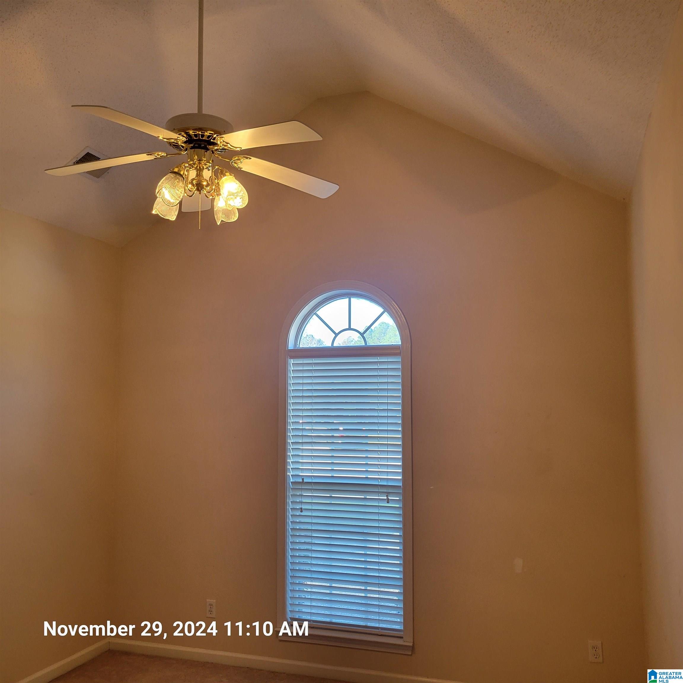 1520 TEA ROSE CIRCLE