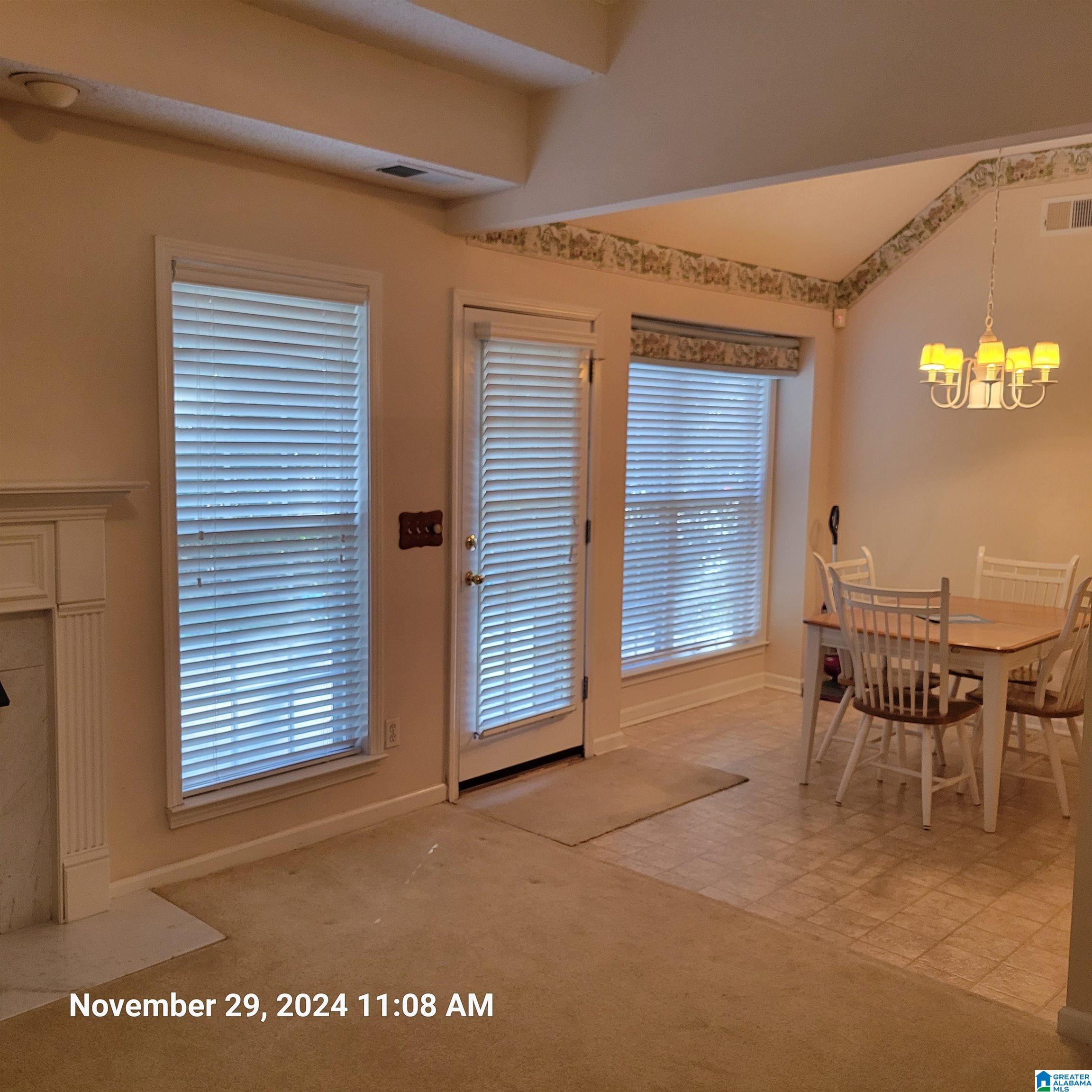 1520 TEA ROSE CIRCLE