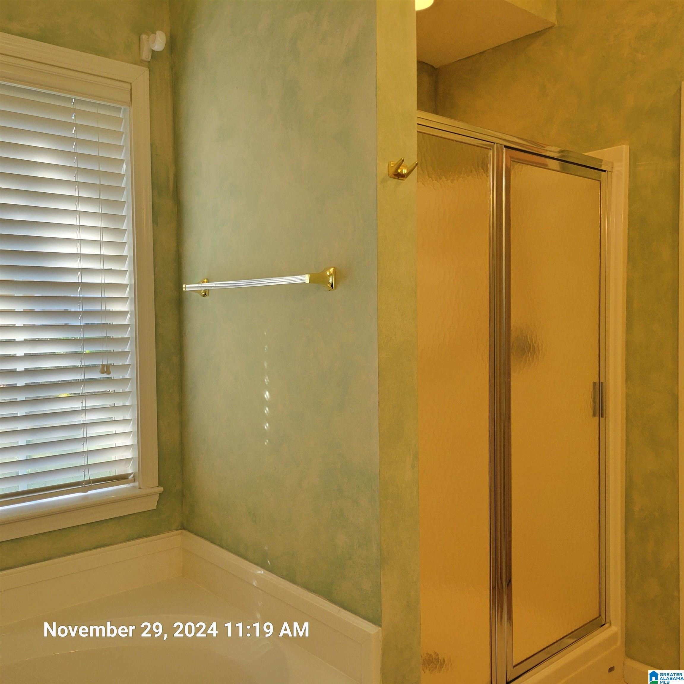 1520 TEA ROSE CIRCLE